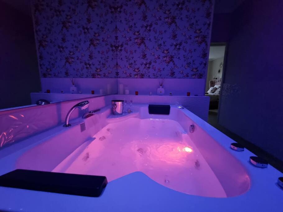 La Bulle Romantique Calais Eksteriør billede