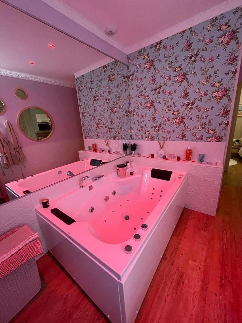 La Bulle Romantique Calais Eksteriør billede
